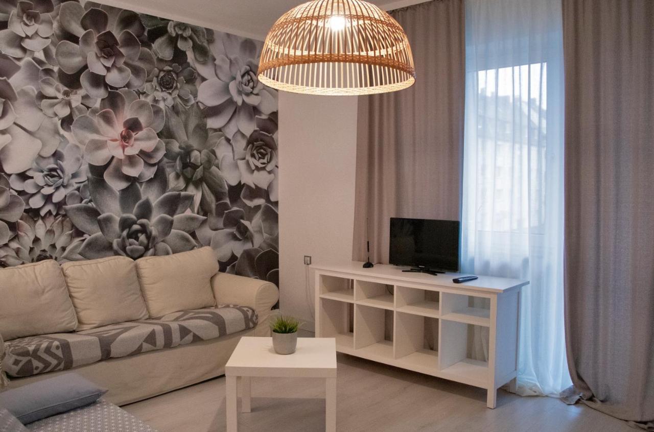 Griffn Properties Lifestyle Apartment Есен Екстериор снимка