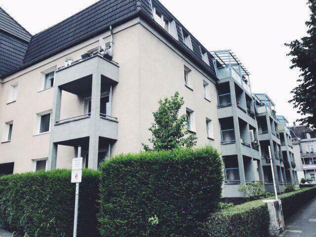 Griffn Properties Lifestyle Apartment Есен Екстериор снимка